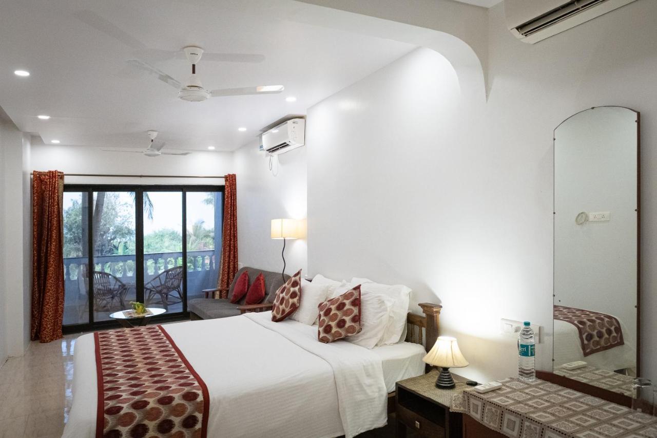 Shanu'S Seaside Inn - A Family-Run Guesthouse Just 100 Metres From Candolim Beach Екстериор снимка