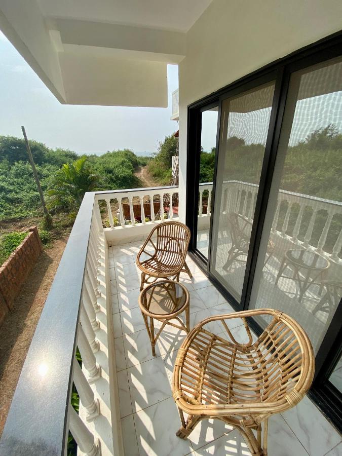 Shanu'S Seaside Inn - A Family-Run Guesthouse Just 100 Metres From Candolim Beach Екстериор снимка